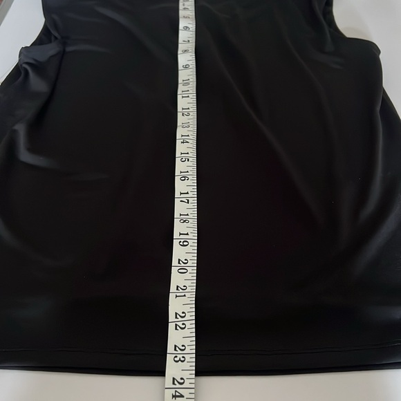 NWT Ellen Tracy Black Top Size: M - Picture 6 of 6